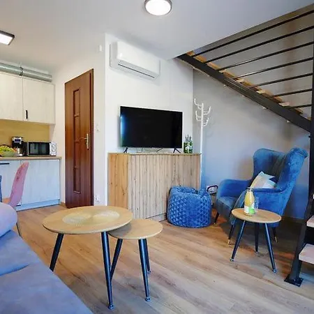 Casa de Férias Spacious With A Terrace, Mielenko