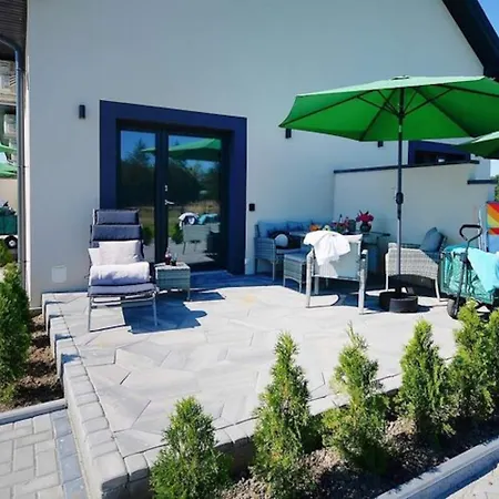 Casa de Férias Spacious With A Terrace,