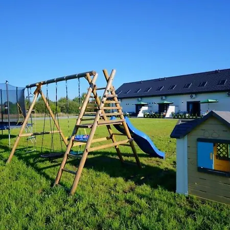 Spacious With A Terrace, Casa de Férias