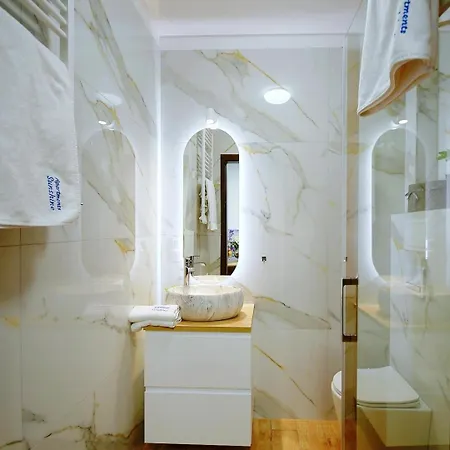 בית נופש Spacious With A Terrace, *