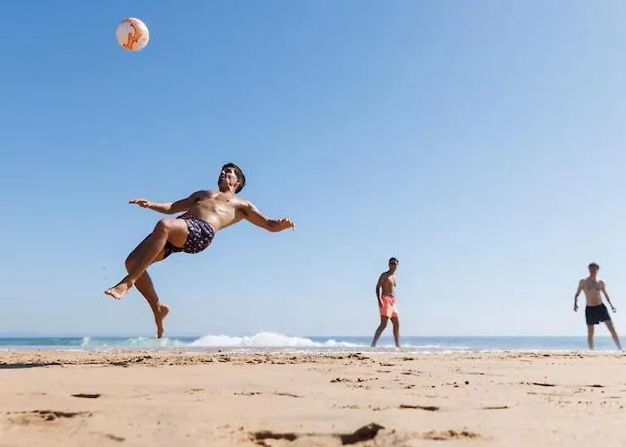 Spacious With A Terrace, Hébergement de vacances Mielenko