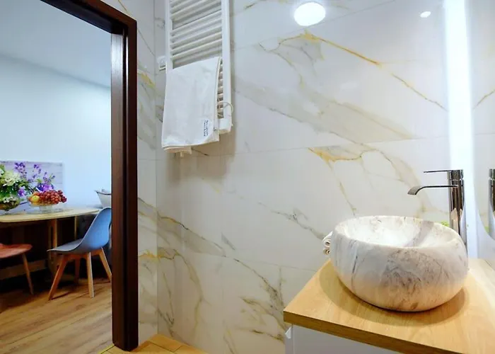 Hébergement de vacances Spacious With A Terrace,