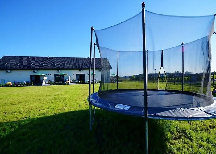 Spacious With A Terrace, Hébergement de vacances *